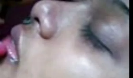دانش آموز کلیپ کم حجم پورن خوشمزه